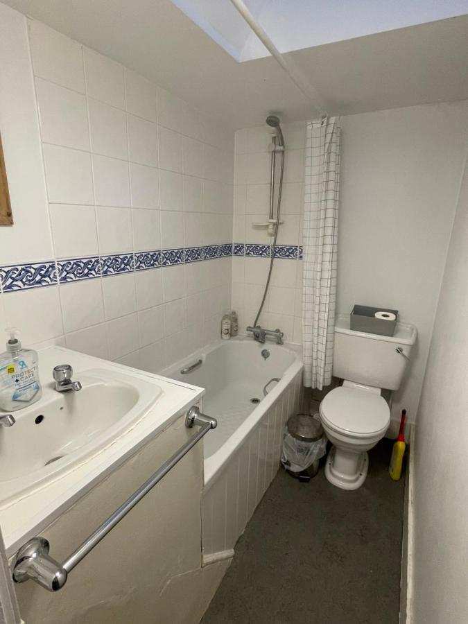 Cozy 3 Bedrooms Home Off Mill Road Sleep CBG Buitenkant foto