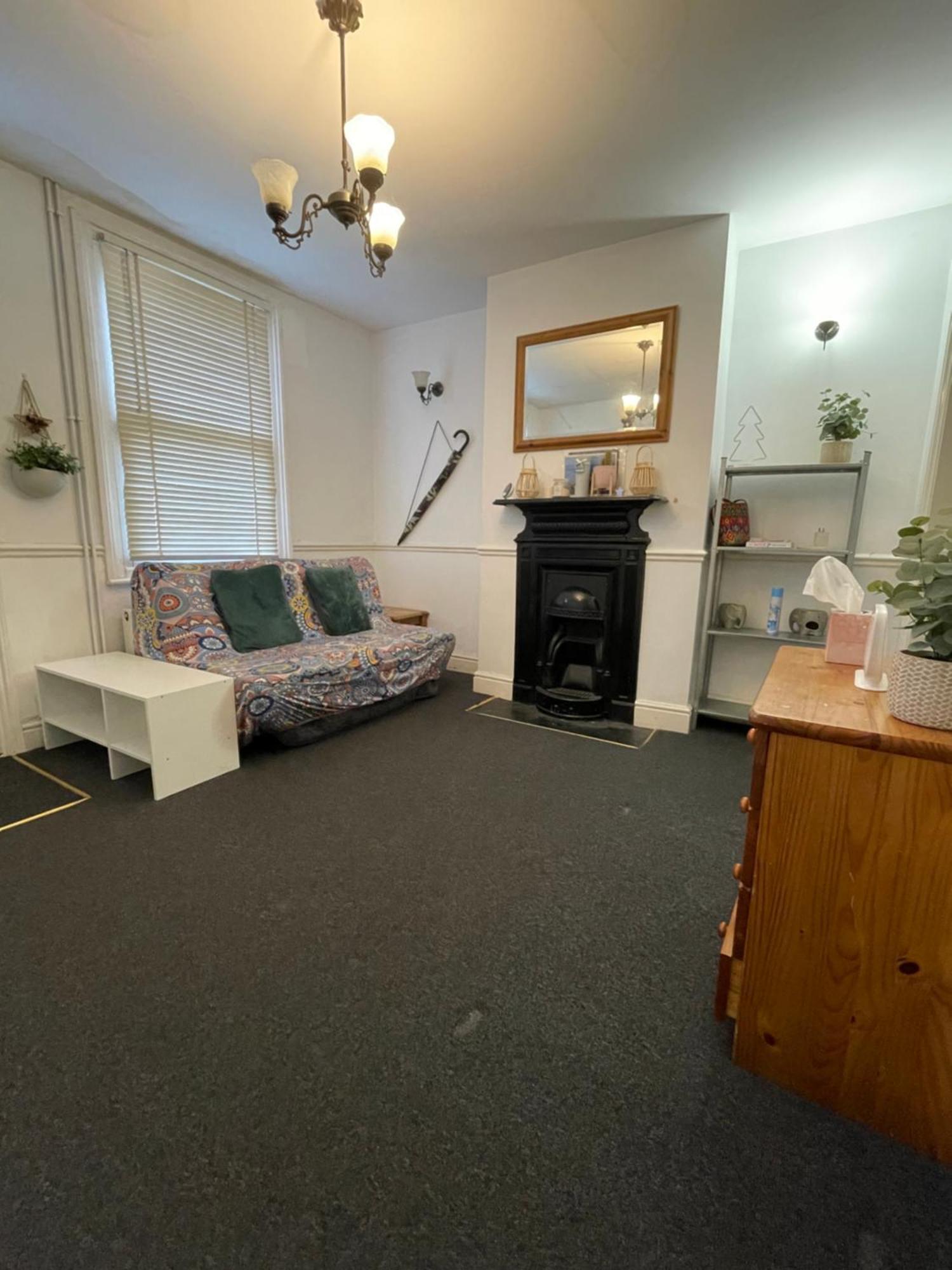 Cozy 3 Bedrooms Home Off Mill Road Sleep CBG Buitenkant foto